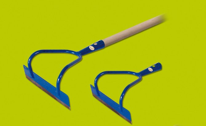 <transcy>5248 / M - Scraper or lawn mower with two hooks with handle 20x6 cm 110</transcy>