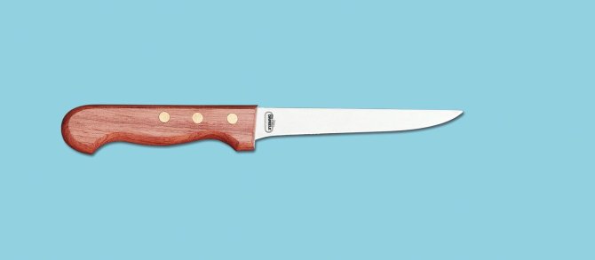 <transcy>8252 - Boning knife with wooden handle 14 cm</transcy>
